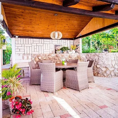 Apartamento Nur 400 Meter Zum Mit Wifi, Terrasse Baška