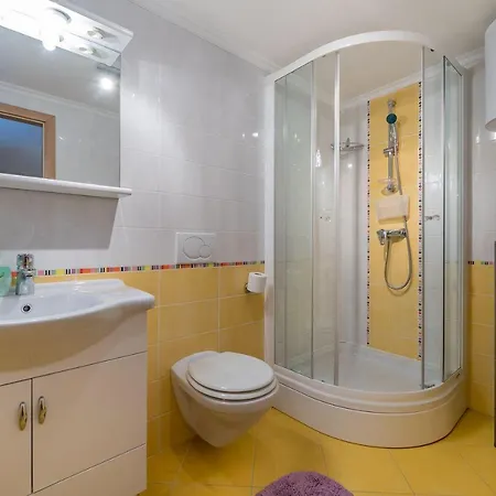 Appartement Nur 400 Meter Zum Mit Wifi, Terrasse *